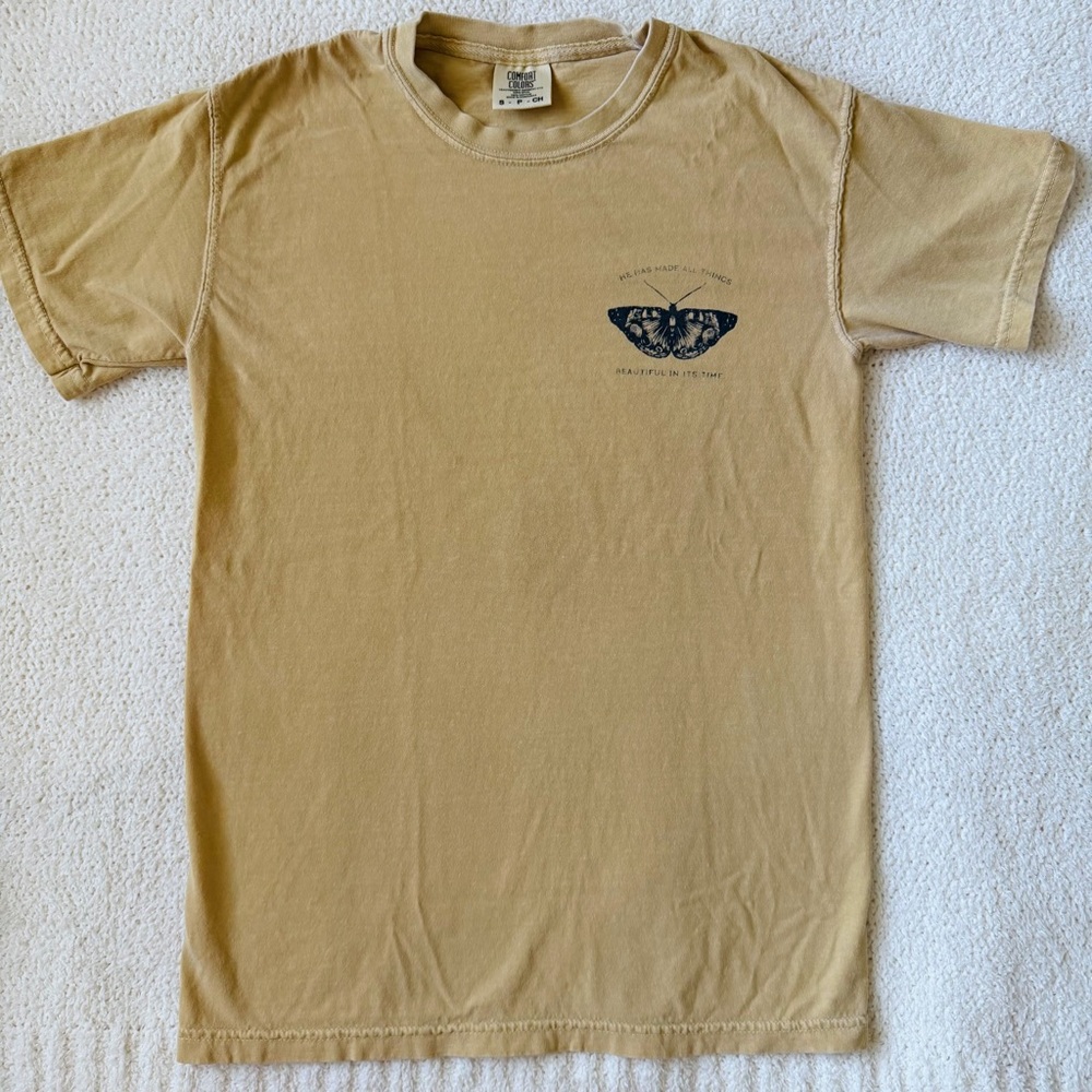 Comfort Colors Christian Mustard Yellow T-Shirt Butterfly Verse Womens Size S